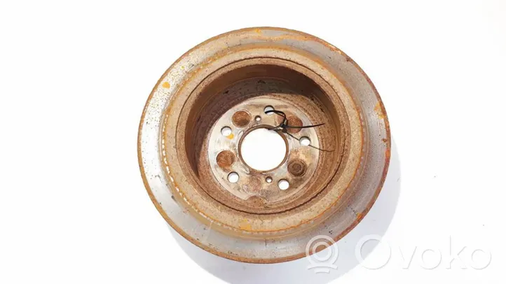 Toyota RAV 4 (XA20) Disque de frein arrière neventiliuojamas