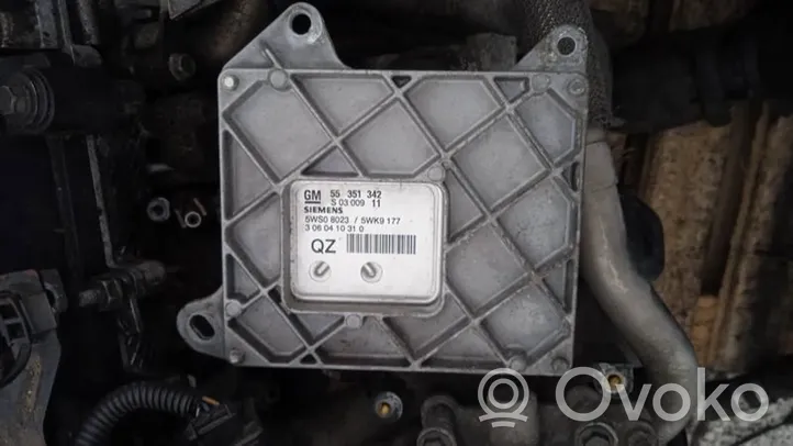 Opel Signum Unidad de control/módulo del motor 55351342