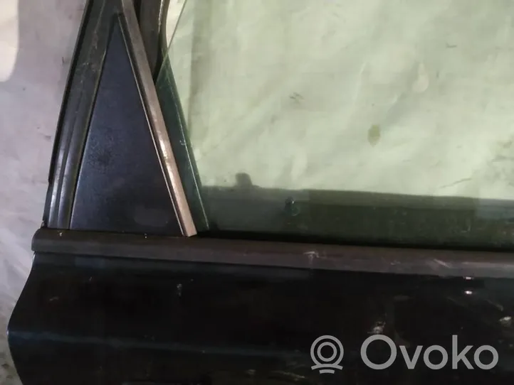 Volvo V50 Moulures des vitres de la porte arrière 