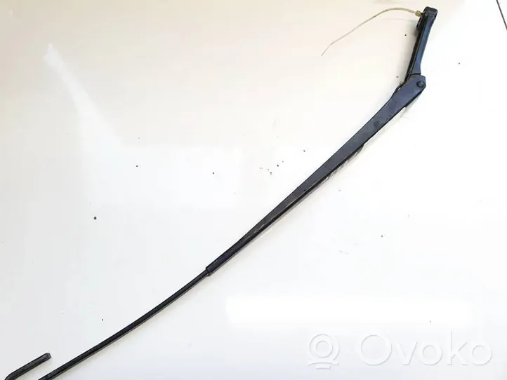 Audi A4 S4 B5 8D Front wiper blade arm 8d1955408f