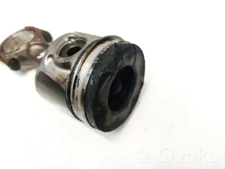 Volvo V50 Piston with connecting rod 