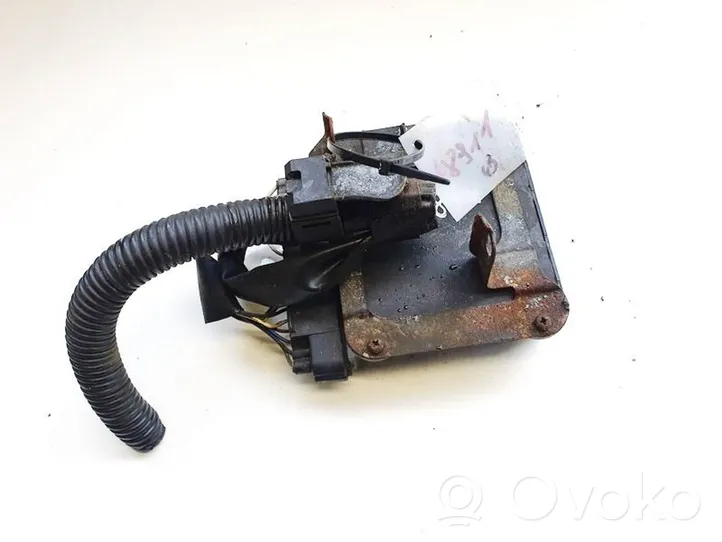 Toyota Corolla E120 E130 Unité / module de commande d'injection de carburant 8987120050