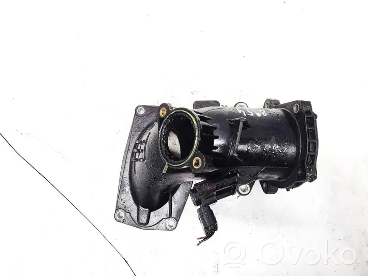 Mercedes-Benz E W212 Intake manifold a651090728