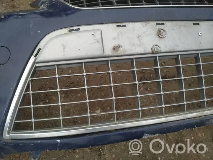 Ford Mondeo MK IV Grotelės apatinės (trijų dalių) 