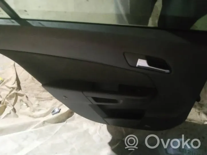 Opel Astra H Rear door zalios