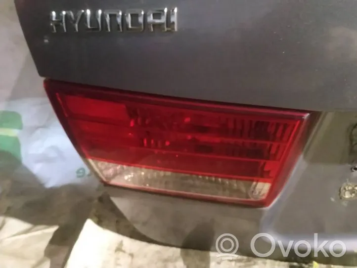 Hyundai Sonata Lampy tylnej klapy bagażnika 