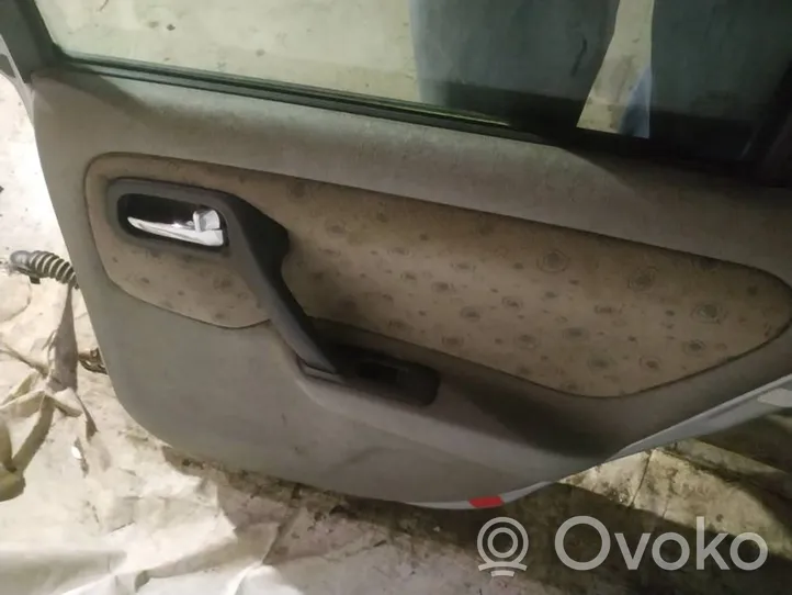 Nissan Primera Tür hinten pilkos