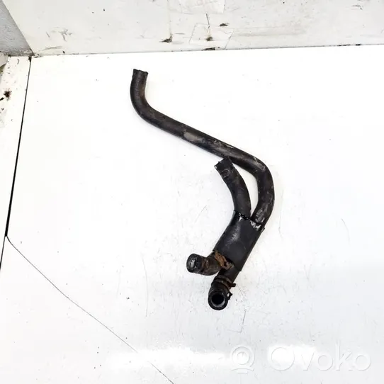 Volkswagen Polo IV 9N3 Tubo flessibile del liquido di raffreddamento del motore 6q0121086aa