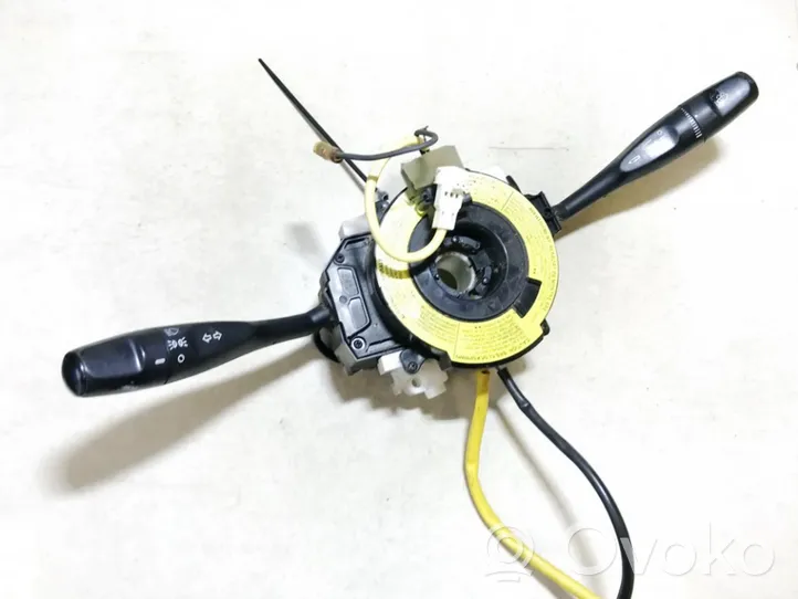 Mitsubishi Carisma Interruptor/palanca de limpiador de luz de giro 