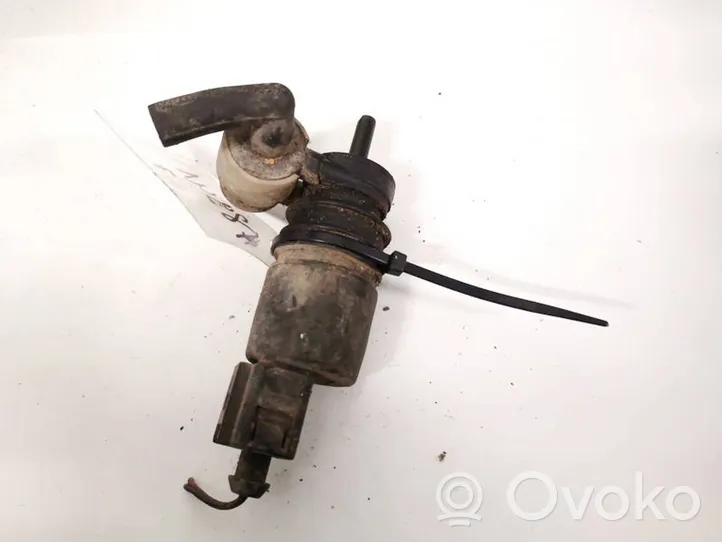 Audi A4 S4 B5 8D Pumpe Scheibenwaschanlage 