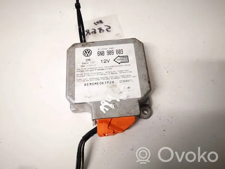 Volkswagen PASSAT B4 Sterownik / Moduł Airbag 6n0909603