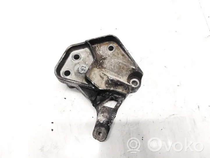Volvo S40, V40 Engine mounting bracket 9146053