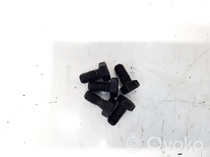 Volkswagen I LT Nuts/bolts 