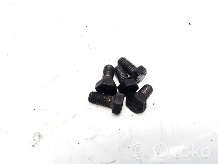 Volkswagen I LT Nuts/bolts 