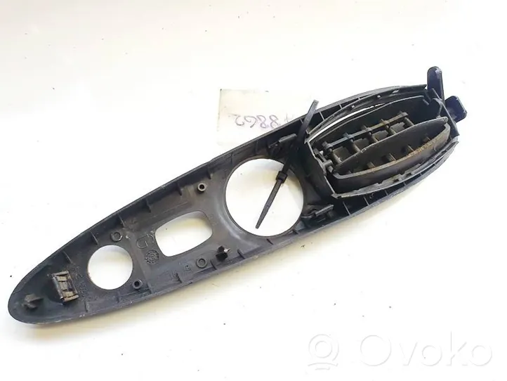 Citroen C8 Griglia di ventilazione centrale cruscotto 8146