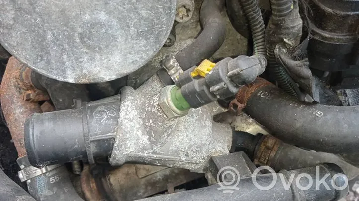 Opel Vectra C Tuyau de liquide de refroidissement moteur 