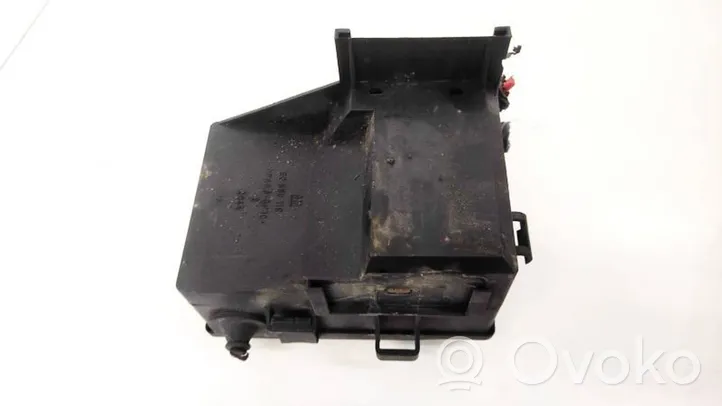 Opel Zafira A Set scatola dei fusibili 90560119