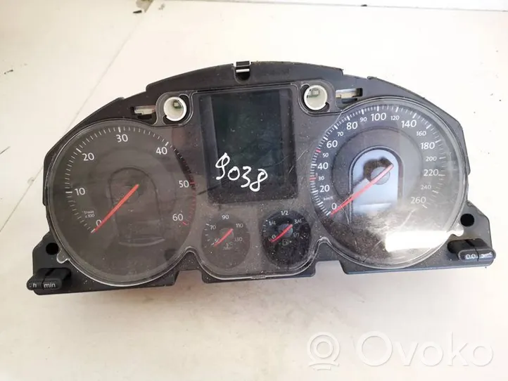 Volkswagen PASSAT B6 Speedometer (instrument cluster) 3c0920871e