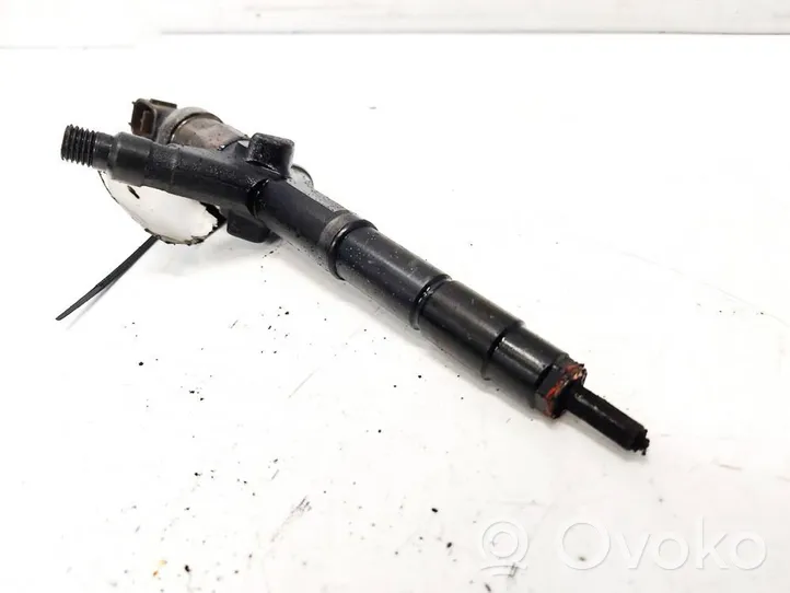 Nissan X-Trail T30 Injecteur de carburant 166008H800