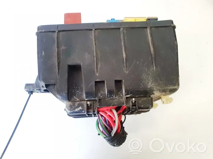 Ford Mondeo MK II Fuse box set 93bg14411ac