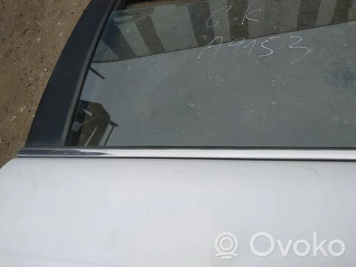 Chevrolet Captiva Moulures des vitres de la porte arrière 