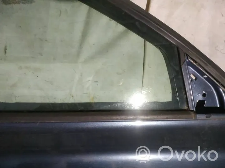 Volvo V50 Moulure de vitre de la porte avant 