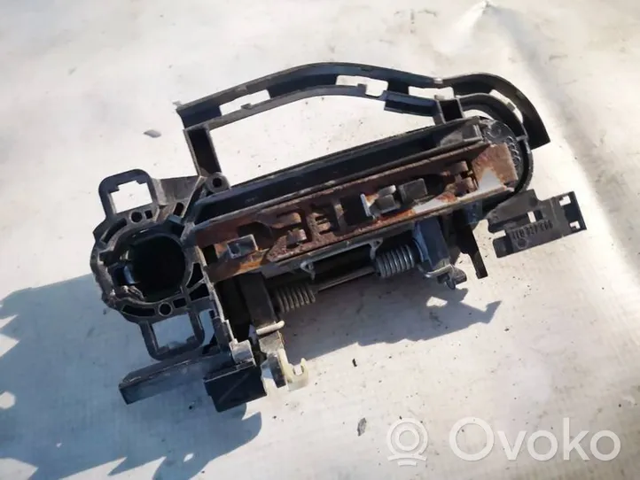 Audi A6 S6 C6 4F Ārējais atvēršanas rokturis 4f0837886