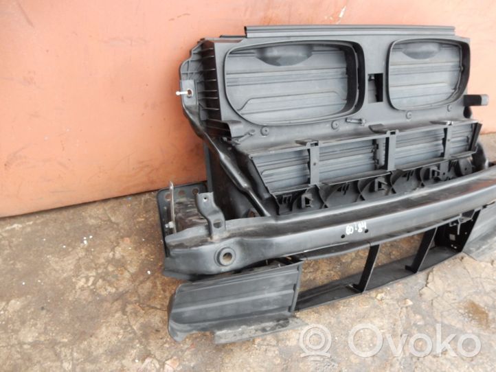 BMW X5 E70 Pannello di supporto del radiatore 51647222953