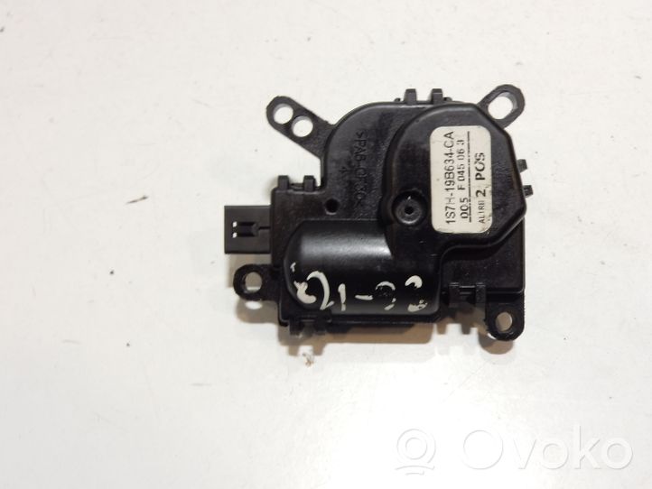 Ford Focus Zamek pokrywy przedniej / maski silnika 3M5116700