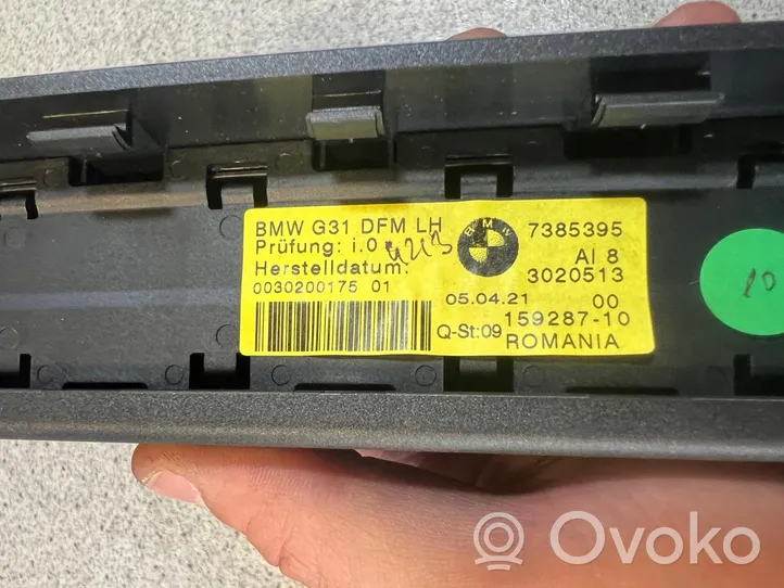 BMW 5 G30 G31 Zasłona / Roleta okna drzwi tylnych 7385395