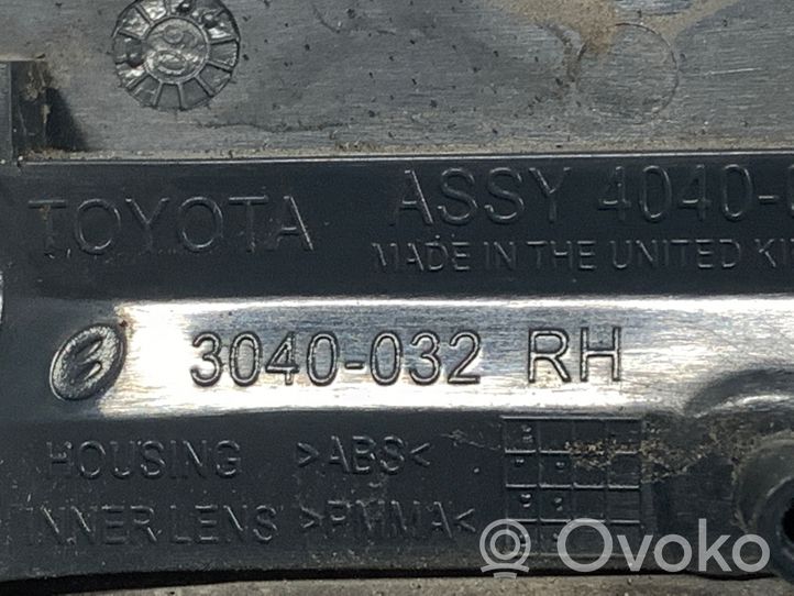 Toyota Avensis T270 Kierunkowskaz na lusterko boczne 3040032
