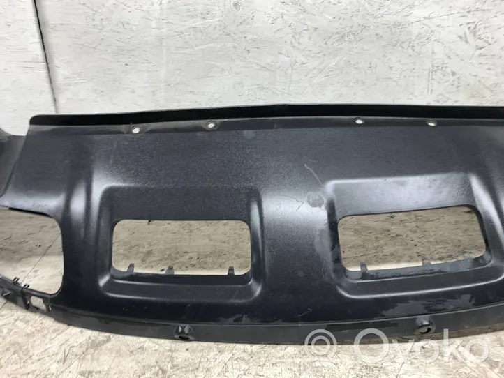 Volkswagen Touareg I Apakšējā bampera daļa (lūpa) 7L6807061L