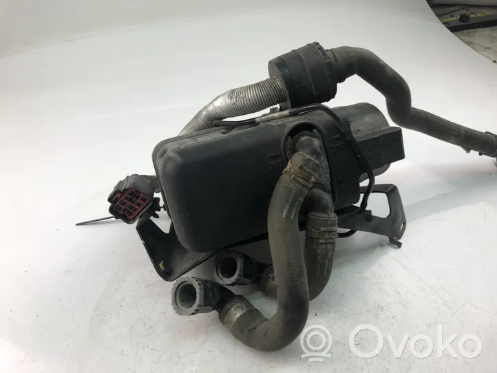 Volvo XC70 Conduit de tuyau de chauffage Webasto 30747411