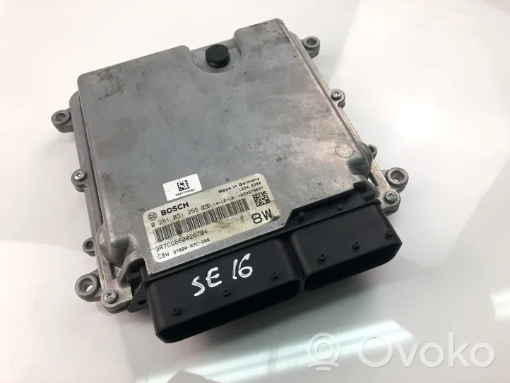 Honda CR-V Komputer / Sterownik ECU silnika 37820R7CG66