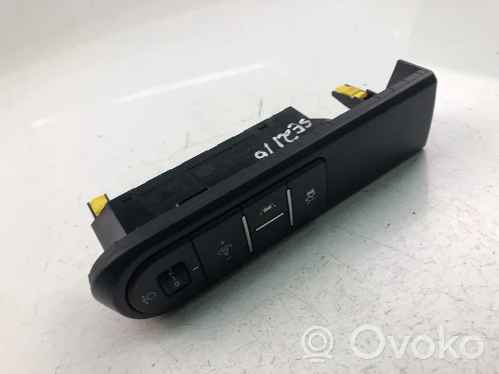 KIA Ceed Interruptor de luz 93700J7030