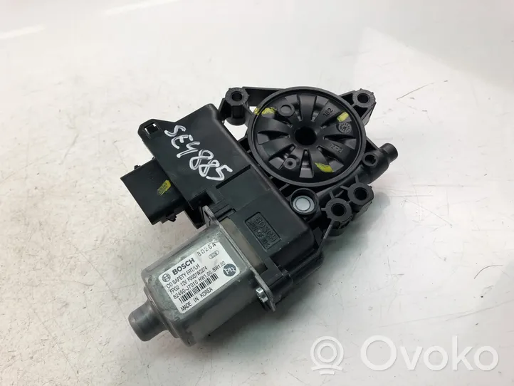 KIA Ceed Motorino alzacristalli della portiera anteriore 82450J7010