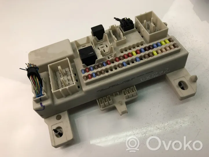 Volvo S40 Fuse box set 8690719