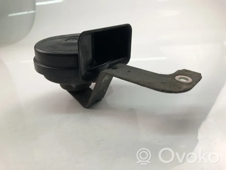 Volvo XC70 Horn signal A046522