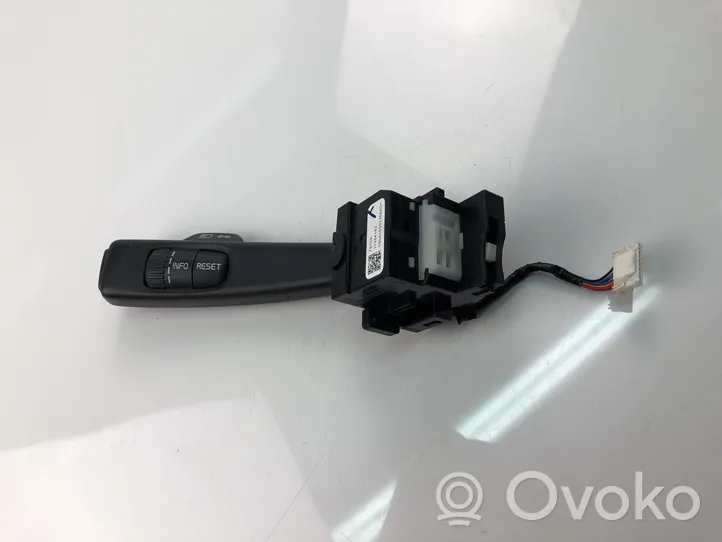 Volvo S60 Interruptor/palanca de limpiador de luz de giro 31264162