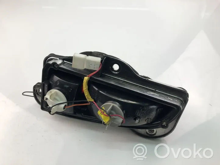 Hyundai Elantra Lampy tylnej klapy bagażnika T99D0T