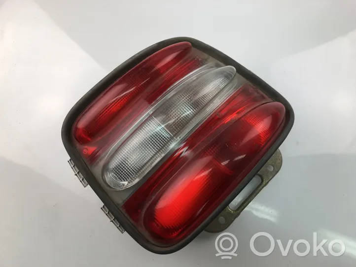 Fiat Bravo - Brava Lampy tylnej klapy bagażnika 37200751D