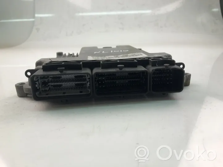 Opel Vivaro Engine control unit/module ECU 237103888R