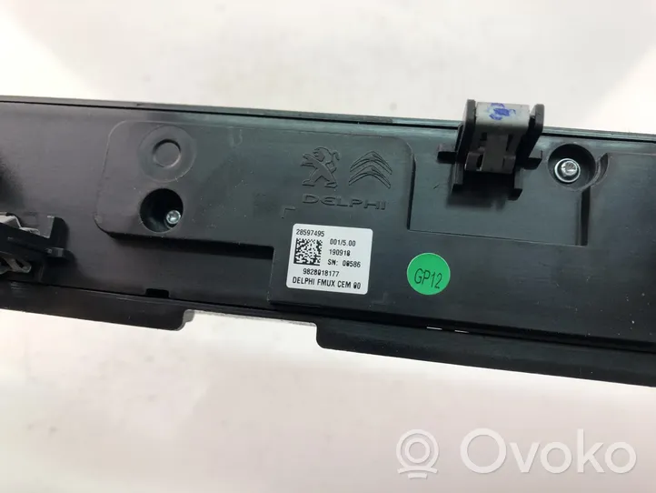 Citroen C5 Interruptor de control del ventilador interior 9828018177