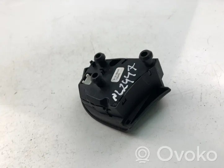 Volvo S60 Steering wheel buttons/switches 31318644