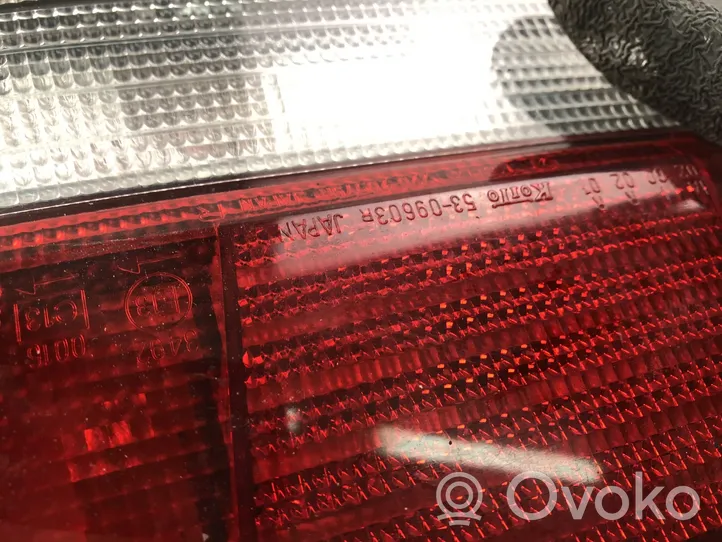 Subaru Legacy Задний фонарь в крышке 5309603