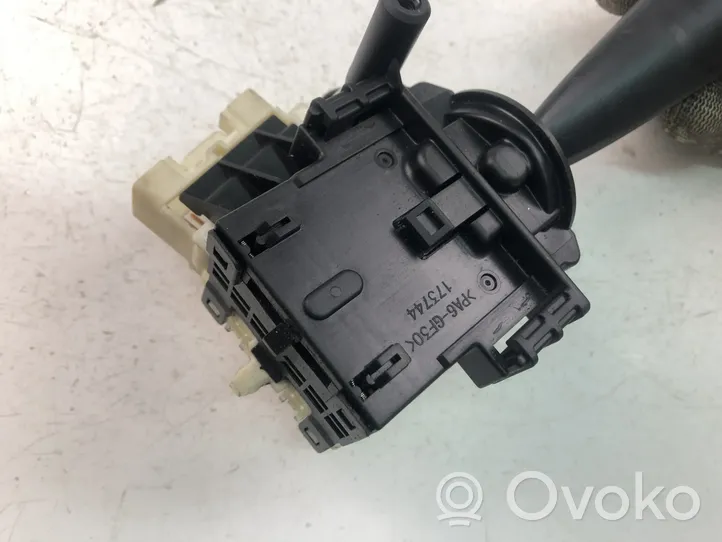 Suzuki Celerio Leva/interruttore dell’indicatore di direzione e tergicristallo 173744