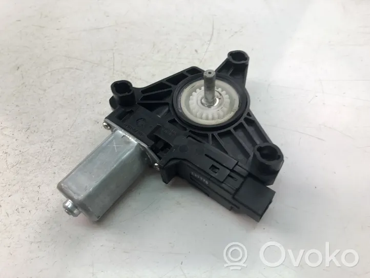 Mercedes-Benz GL X166 Moteur de lève-vitre de porte avant A2469063100