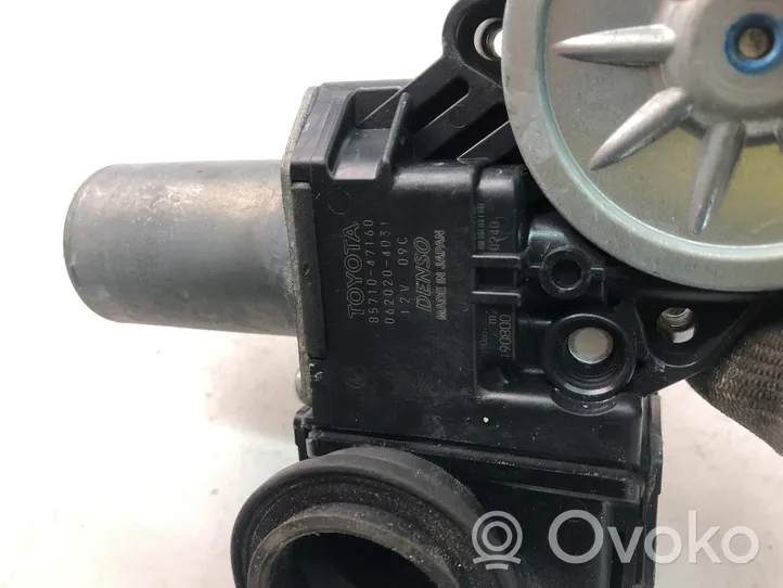 Toyota Prius (XW50) Moteur d'essuie-glace 8571047160