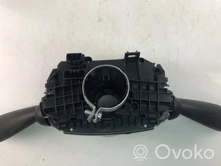 Volvo S60 Suuntavilkun vipu 31481447