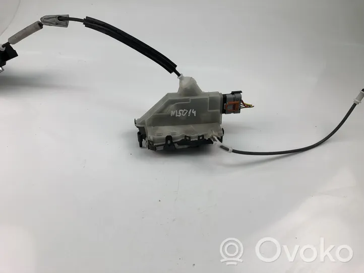 Citroen C4 Cactus Front door lock A048069